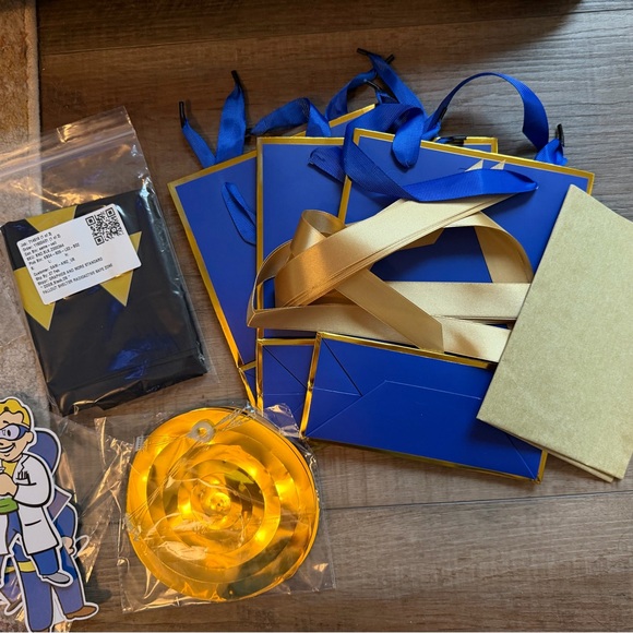 Fall Out Vault Decorations - Picture 2 of 3